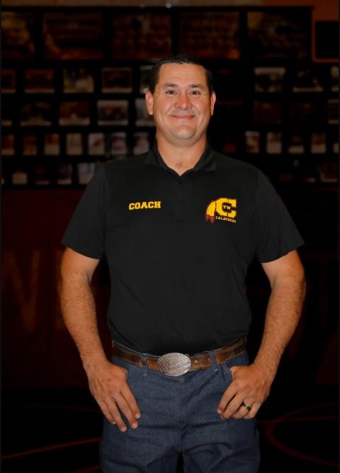 Coach Donnie Kelling